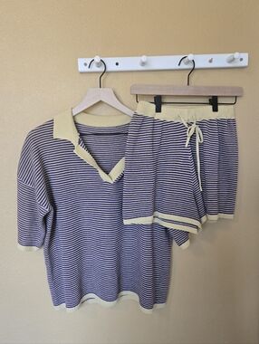 Striped Knit 2 PIECE SET